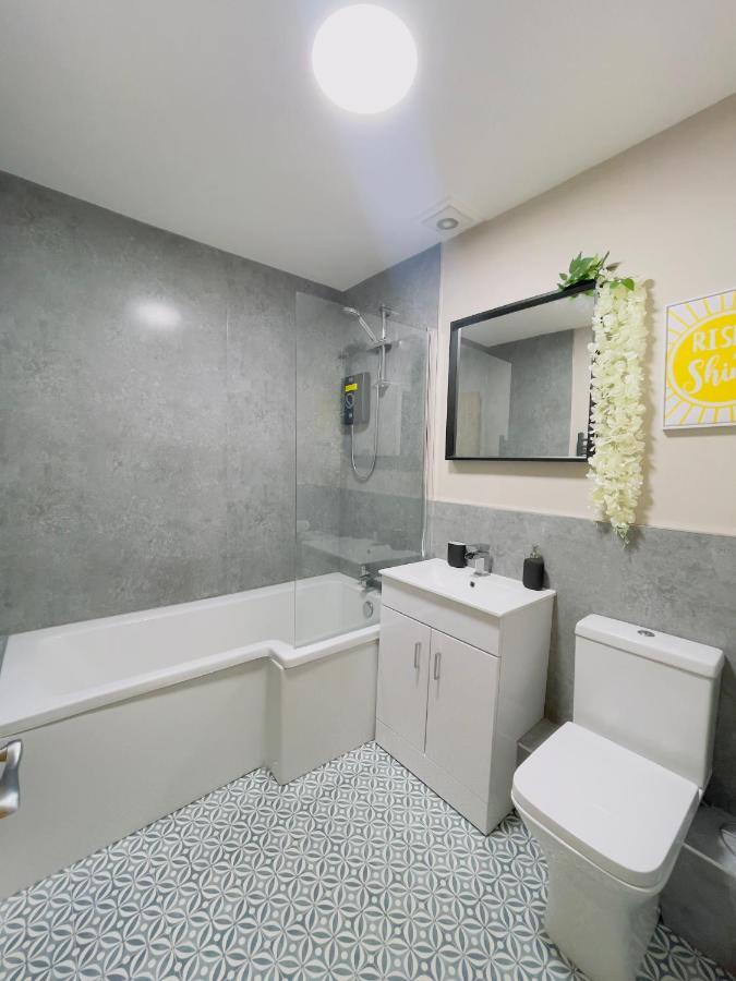 City Centre *Private Parking* York Bagian luar foto